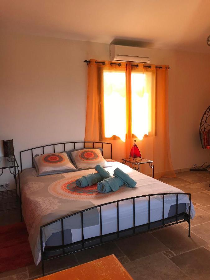 Bed and Breakfast La Bastide Des Selves Draguignan Exterior foto